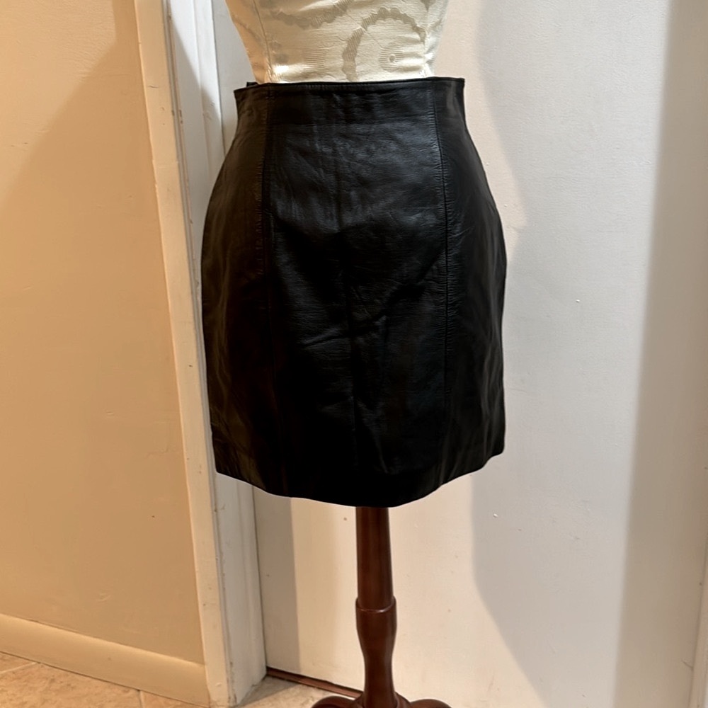 Byrnes & Baker Leather Soft Black Lined High Waist Zip Up Midi Skirt 10